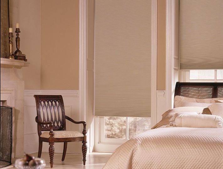 Cellular-Shades-Baritone-Blackout-Placido-1955-Bedroom-thegem-gallery-sidebar